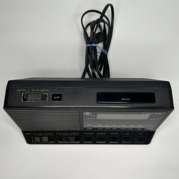 GE Clock Radio AM/FM Alarm Clock 2 Wake Times Model 7-4648A - Picture 7 of 8